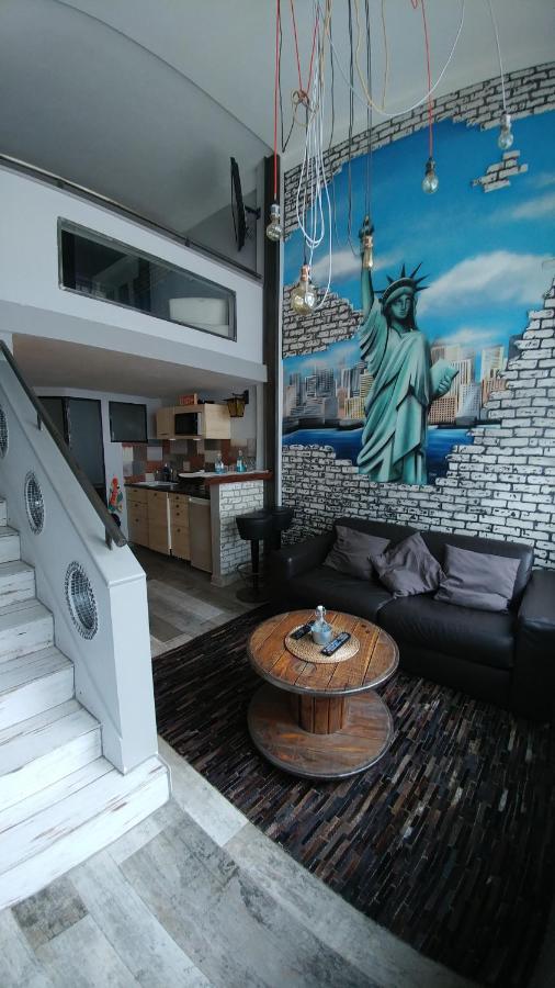 Appartamento Joli LOFT en duplex , Art Déco , 2 pieces ,Centre Rouen Esterno foto